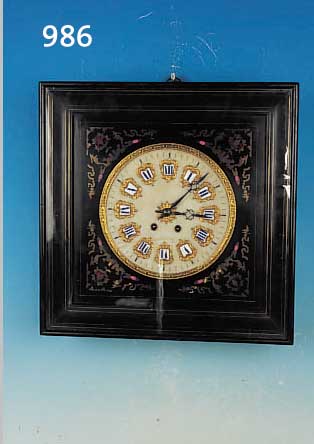 WANDUHR, FRANKREICH, UM 1870/80, HOLZGEHäUSESCHWARZ GEFASST, PROFILRAHMEN MIT BANDINTAR- SIEN, VERZIERTE LüNETTE, VERZIERTE MESSINGIN- TARSIEN ...