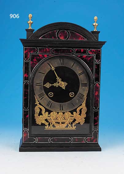 FRüHE PENDULE, FRANKREICH, UM 1680/1700, SOG. "RELIGIEUSE" IM STIL LOUIS XIII., GEHäUSE STRENG SYMETRISCH VOM DAMALIGEN ...
