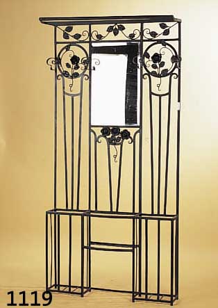 GARDEROBE, FRANKREICH, UM 1920/25, SCHMIEDEEISEN, ROSENDEKOR, H. CA. 182 CM, FACETT. GLASEINSATZ, L. ALTERSSP.