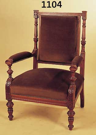 ARMLEHNSESSEL, DEUTSCH, UM 1890, NUßBAUM MASSIV, ORIG. POLSTERUNG UND BEZUG, ALTERS- SCHäDEN