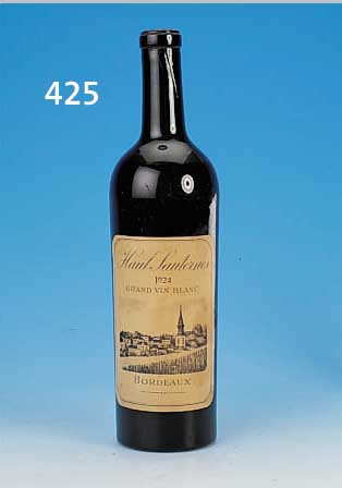EINE FLASCHE WEIN, HAUT SAUTERNES 1924, BORDEAUX, GRAND VIN BLANC, INHALT NICHT GE- PRüFT, ORIGINAL VERSCHLOSSEN