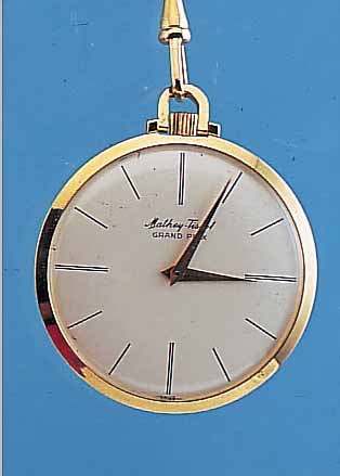MATHEY-TISSOT FRACKUHR, REF.-NR. 26127, SCHWEIZ UM 1968, GG 750/000, GLASR. GEDR., VERS. BLATT, ZUM RAND L. FL., RUNDANKERW., 17 ST., ...