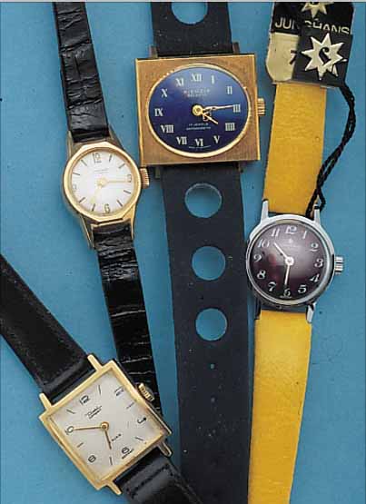 KONVOLUT: 7 DAMENARMBANDUHREN, DEUTSCHE PRODUKTION FüR DEN DTSCH. MARKT, UM 1967, VERSCH. DESIGN, ALLE HANDAUFZUG, LEDERB., UNGETR. ...