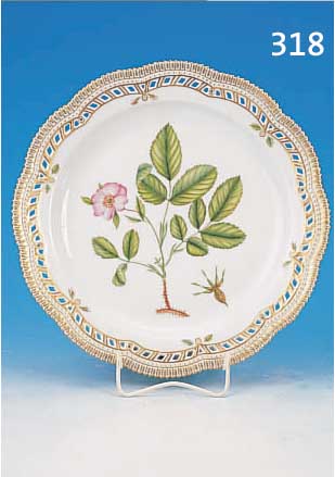 PLATTE, ROYAL KOPENHAGEN, FLORA DANICA, 90ER JAHRE, PORZELLAN, SCHöNE BEMALUNG, REICHE GOLDSTAFFAGE, MIT DURCHBROCHENEM RAND, D. 33 CM