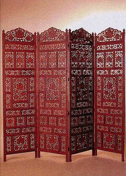 14-TEILIGER PARAVENT, MADRAS/INDIEN, 20. JH., ROTHOLZ REICH GESCHNITZT IN DURCHBRUCHARBEIT, JE ELEMENT CA. 185 X 50 CM, NICHT ALLE ...