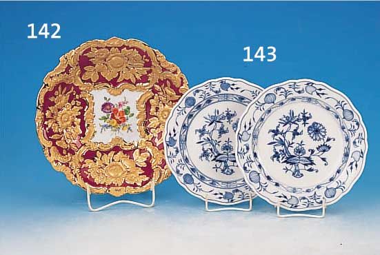 ZWEI TELLER, MEISSEN, UM 1900, 1. WAHL, BLAUES ZWIEBELMUSTER, D. 21,5 CM