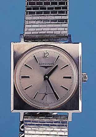 LONGINES HERRENARMBANDUHR, REF.-NR. 2697/ 370, SCHWEIZ/USA UM 1966, EDELST.-EINSCHALEN- CARREE-GEH., GET. A-WELLE, BEI FERTIGST. WAS- SERGESCH., ...
