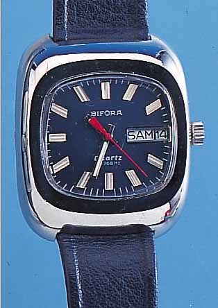 BIFORA HERRENARMBANDUHR QUARTZ, REF.-NR. 120478, DEUTSCHLAND UM 1974, EDELST., BODEN GEDR., TAG U. DATUM M. SCHNELLKORREKTUR, FRüHES KAL. ...