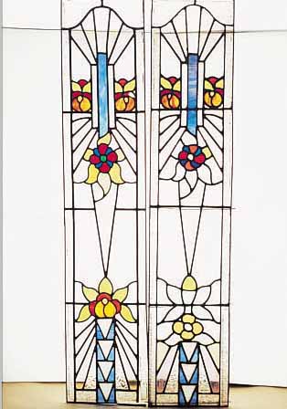 DREI BLEIVERGLASUNGEN, WOHL DEUTSCH, UM 1910/20, GLAS, 107 X 22 CM