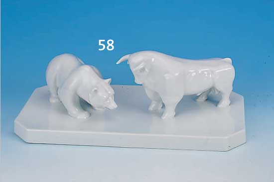 PORZELLANSKULPTUR, WALLDENDORF, 2. H. 20. JH., PORZELLAN, 12 X 39 X 20 CM, BäR UND STIER, ZEICHEN DER BöRSE
