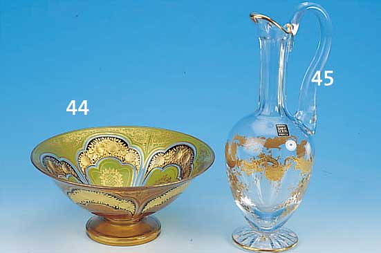 FUßSCHALE, BöHMEN, UM 1910, FARBL. GLAS, H. 11 CM, D. 23.5 CM, Z.T. GELB GEBEIZT, GOLDMALEREI, ...