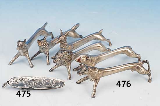 KLEINES TASCHENMESSER MIT SCHERE, FRANKREICH, UM 1900, 800ER SILBER MIT RELIEFIERTEM MISTELDEKOR, MEISTERMARKE MURAT, ARBEITSTEILE METALL, ...