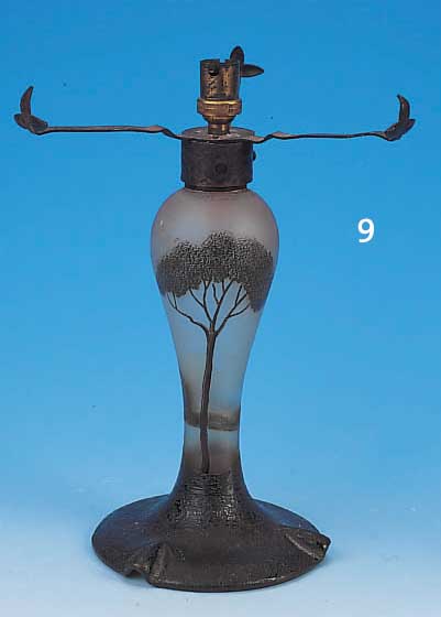 TISCHLAMPE, FRANKREICH, LEGRAS, 30ER JAHRE, FARBLOSES GLAS, H. 30 CM, SCHIRM FEHLT, AUFSCHMELZUNGEN, ...