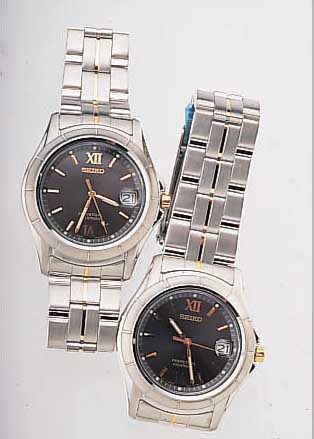 KONVOLUT: 2 SEIKO HERRENARMBANDUHREN PERPETUALCALENDAR, REF.-NR. SLL049P1, JAPAN 1999, BEIDE EDELST., BöDEN GESCHR., BEI FERTIGST. WASSERD., ...