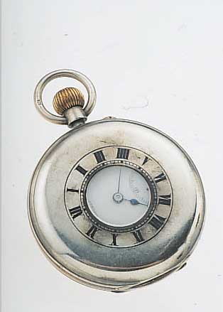 SIR JOHN BENNETT HERRENTASCHENUHR HALBSAVO- NETTE, REF.-NR. 62643, ENGLAND UM 1912, STERLINGSILBER, AUßENSTD.-ZEICHEN DUNKELBLAU EMAILL., ...