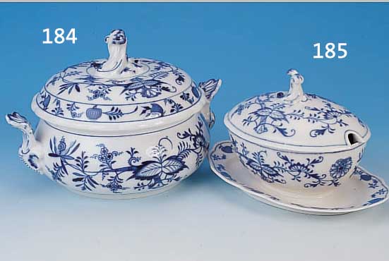 DECKELSCHüSSEL, MEISSEN, UM 1890, 2. WAHL, PORZELLAN, ZWIEBELMUSTER, H. 20 CM, D. 30 CM