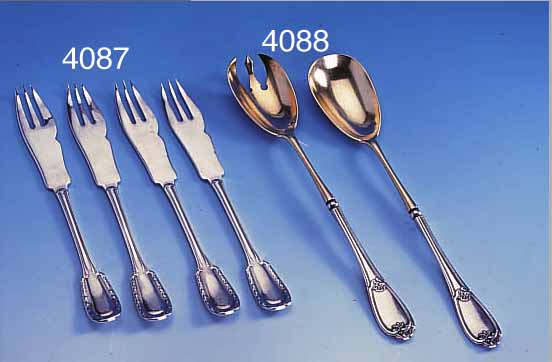 2-TEILIGES SALATBESTECK, FRANKREICH, 30ER JAHRE, 950ER SILBER TEILVERGOLDET, BAROCKISIERENDER DEKOR, BES.-MONOGR, MEISTER- MARKE IN ...