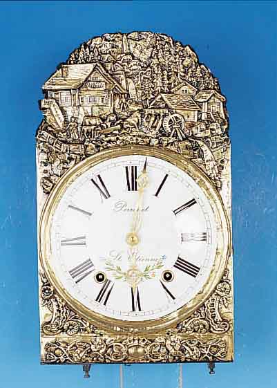 COMTOISE, FRANKREICH, UM 1880, GEPRäGTE MES-SINGUMRANDUNG, IM GIEBEL VOGESENDORF M. MüH- LEN-UMRANDUNG, URSPRüNGL. NICHT ZUR UHR GEHö- REND, ...