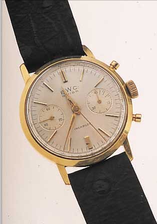 BWC ARMBANDCHRONOGRAPH, REF.-NR. 905002, SCHWEIZ UM 1962, METALL VERG., EDELST.-BODEN GESCHR., 45 MIN.-STOPPZäHLER, AUßER LEDERB. ...