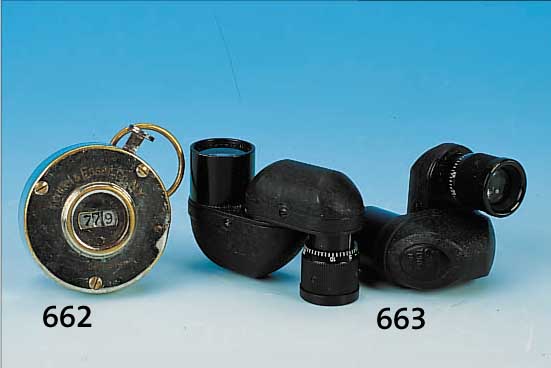 ZWEI PRISMENGLäSER, CARL ZEISS JENA, TURMON 8X21, 1X MIT UND 1X OHNE TASCHE, LEICHTE GEBRAUCHSSPUREN