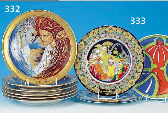 DREI TELLER, ROSENTHAL, 1980 UND 81, PORZELLAN, D. 28 CM UND 26 CM, 2 X WEIHNACHTSTELLER VON BJöRN, WIINBLAAD ...