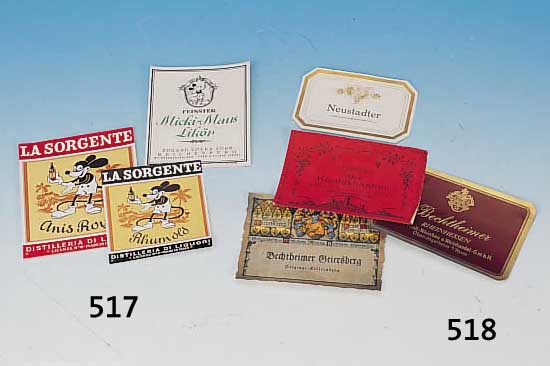 DREI ETIKETTEN FüR MICKEY-MOUSE-LIKöR, DEUTSCH UND ITALIENISCH, UM 1930-1935, LITHOGRAPHIERT MIT MICKEY-MOUSE-MOTIVEN