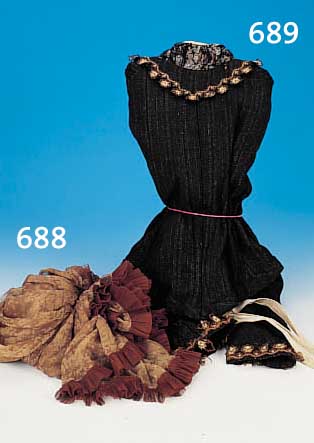 CHIFFONKLEID, 30ER JAHRE, HANDGENäHT, UNTERKLEID FEHLT, KLEINE GRößE WOHL 36/38, BRAUNE RüSCHEN, ZEITTYP.