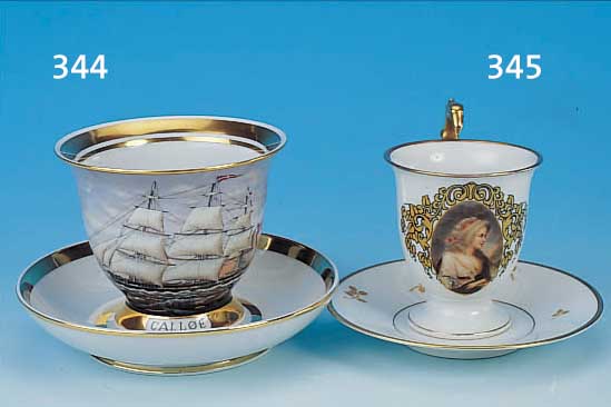 TASSE MIT UNTERTASSE, ROSENTHAL, 20ER JAHRE, PORZELLAN, H. 11 CM, PORTRAIT EINER FRAU