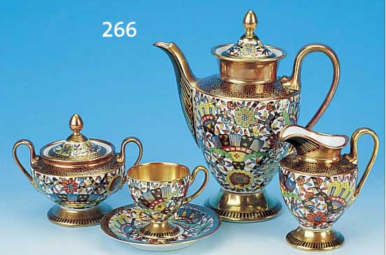 MOKKASERVICE F. 6 PERSONEN, TIRSCHENREUTH/HAUSMALEREI, WOHL 30ER JAHRE, PORZELLAN, H. 21 CM, SIGNIERT G. ...