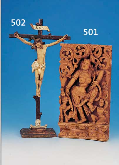 RELIEF, SüDINDIEN/MADRAS, UM 1900, HOLZ GESCHNITZT MIT VOLLPLASTISCHER TäNZERIN, CA. 45 X 25 X 7 CM
