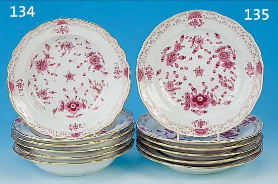 6 FLACHE TELLER, MEISSEN, UM 1890, PORZELLAN, D. 24 CM, REICHE IND. PURPURDEKOR