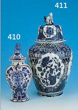 DECKELVASE, DELFT, 20. JH. , FAYENCE, H. 31 CM