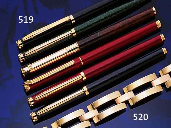 KONVOLUT 6 SCHREIBGERäTE: 1 X ELYSEE FFH LACK-LEDER ROT; 1 X ELYSEE FFH LACK-LEDER SCHWARZ; 1 X ELYSEE ...