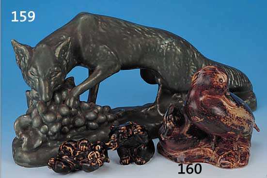 SKULPTUR, FRANKREICH, UM 1930, KERAMIK, SIGN. G. GILLOT, GRüN CHARGIEREND GLASIERT, H. CA. 20 CM, L. ...