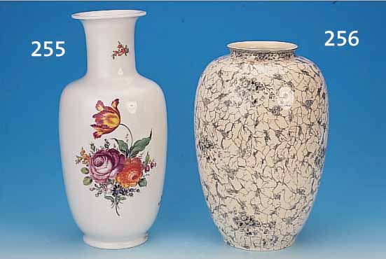 GROßE VASE, VILLEROY & BOCH METTLACH, 40ER JAHRE, FEINSTEINGUT, DEKOR ALT-METT- LACHER KUPFERDRUCKE, H. CA. 38 CM