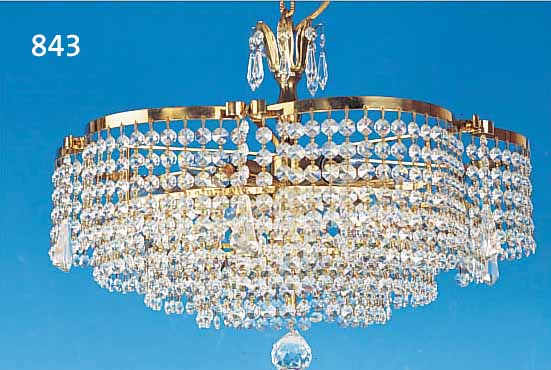 DECKENLEUCHTER, DEUTSCH, 50ER JAHRE, MESSINGMONTUREN, REICHER FACETTIERTER KRIS- TALLGLASBEHANG, SECHS BRENNSTELLEN, ELEKTR. ERNEUERT, D. ...