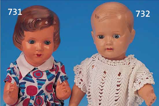 PUPPE, BRUNO SCHMIDT, VORKRIEG, CELLULOID, BLAUE GLASAUGEN, MODELLIERTE DUNKELBLONDE HAARE, H. 37 CM, KLEID. SEK., ALTERSBED. GUTER ZUSTAND
