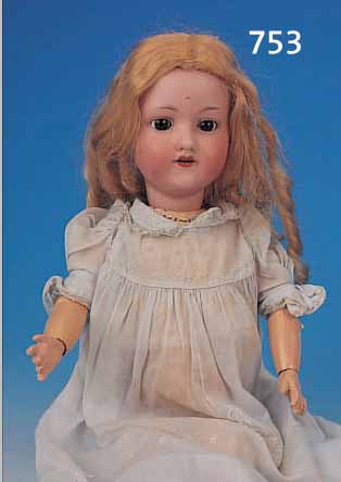 PORZELLANKOPFPUPPE, ARMAND MARSEILLE, 390, UM 1910/15, KURBELKOPF, BRAUNE FESTSTEHENDE GLASAUGEN, OFFENER MUND VIER ZäHNE OBEN, BLONDE ...