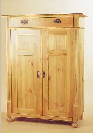VERTIKO, WOHL DEUTSCH, UM 1905, ZIRBELKIEFERKASSETTIERTE TüREN, 3 EINLEGEBöDEN, RESTAU- RIERT, RESTE ALTEN WURMBEFALLS, M: 142X105X50 CM
