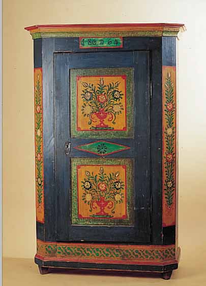 BAUERNSCHRANK, SüDDEUTSCH, UM 1860, WEICH- HOLZ, SPäTER BEMALT, ALTES SCHLOß M. SCHLüSSELGEBRAUCHSSPUREN, INNENEINRICHTUNG SEK., M.: ...