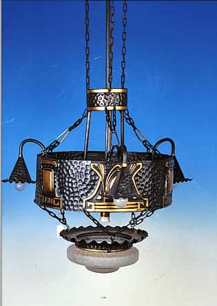 DECKENLAMPE, DEUTSCH, WOHL DARMSTADT, UM 1905, MESSINGBLECH GEPRäGT, VIER BRENNSTELLEN, STILTYP. DEKOR, ...