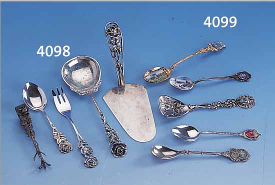 20 SAMMEL-KAFFEELöFFEL, DAVON 18 SILBER, 1X VERGOLDET, 1X VERSILBERT, 1X HINTERGLAS-MALEREI, 2X KUHLENMALEREI (ZUGSPITZE, GRäNNA) MIT ...