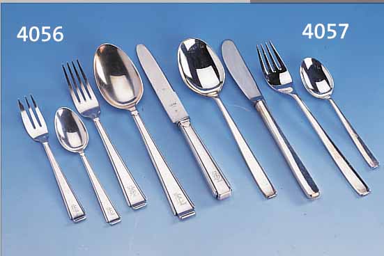 88 -TEILIGES BESTECK, WILKENS BREMEN, 800ER SILBER, BEST. AUS: 12 MESSER (GRIFFE GEFüLLT, KLINGEN STAHL), 13 GABELN, 12 LöFFEL, 12 ...