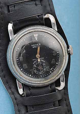 HENEX FLIEGERARMBANDUHR SPECIAL-ANTIMAGNETIC, METALL VERCHR., LüNETTE M. INNENZEIGER DREHBAR, SCHW. KONTRASTZIFFERBL., FL., 15 ST.,SCHWEIZER ...