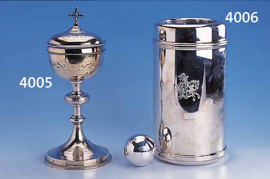 MEßKELCH MIT DECKEL, FRANKREICH UM 1870, 950ER SILBER, RESTE ALTER VERGOLDUNG, BODENEINSATZ METALL, MEISTERMARKE UNGEDEUTET, REICH ...