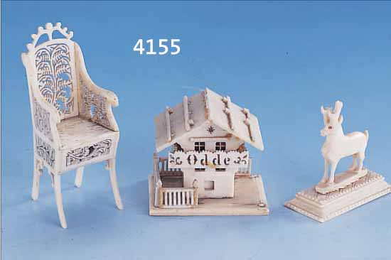 3 MINIATURMöBEL, NIEDERLANDE UM 1890/1900, BEIN, HäUSCHEN BESCH. (GELäNDER TEIL- WEISE FEHLEND), THRON: DURCHBRUCHARBEIT BESCH., ...