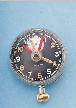 LONGINES B-UHR, SONDERFERTIGUNG SCHWEIZ 1930, NICKEL, PERF. SCHW. EMAILBL., KRONE AU- ßEN 6, 2. ZEIT VON AUßEN EINSTELLBAR (MIN. U. STD. ...