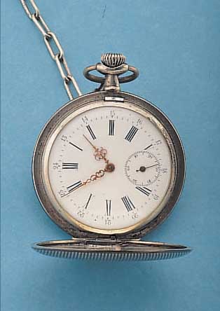 HERRENTASCHENUHR SAVONETTE, SCHWEIZ/DEUTSCH-LAND UM 1910, TULASILBER (BESCH.), MONOGR.- SPIEGEL FREI ROTVERG., EMAILBL., BRüCKENANKER-W., 15 ST., ...