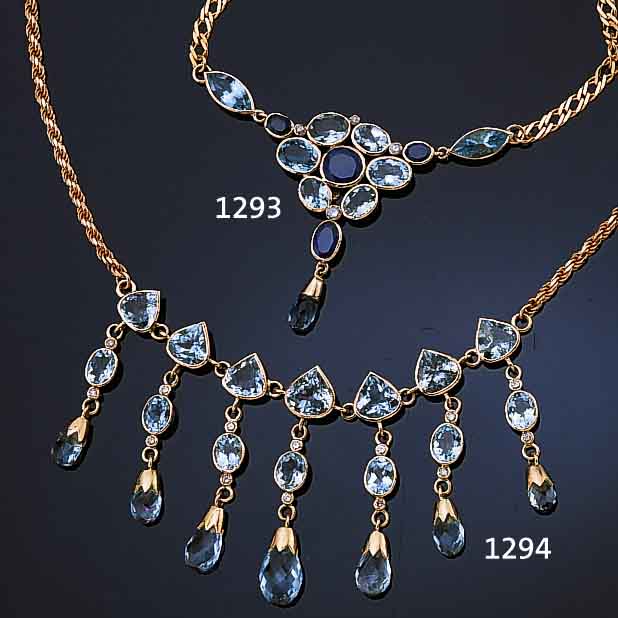 COLLIER MIT AQUAMARINEN UND DIAMANTEN, AQUAMARINE IN VERSCH. SCHLIFFORMEN ZUS. CA. 32CT, 14 DIAMANTEN ZUS. CA. 0.30 CT L.GET./SI-P,HANDARBEIT, ...