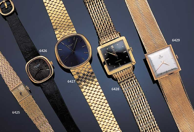 PATEK PHILIPPE DAMENARMBANDUHR, REF.-NR. 4223, SCHWEIZ UM 1978, GG 750/000, GLASR. GE- DR., SAPHIRFLACHGL., ORIG.-BAND M. GG 750/000-STIFTSCHL., ...